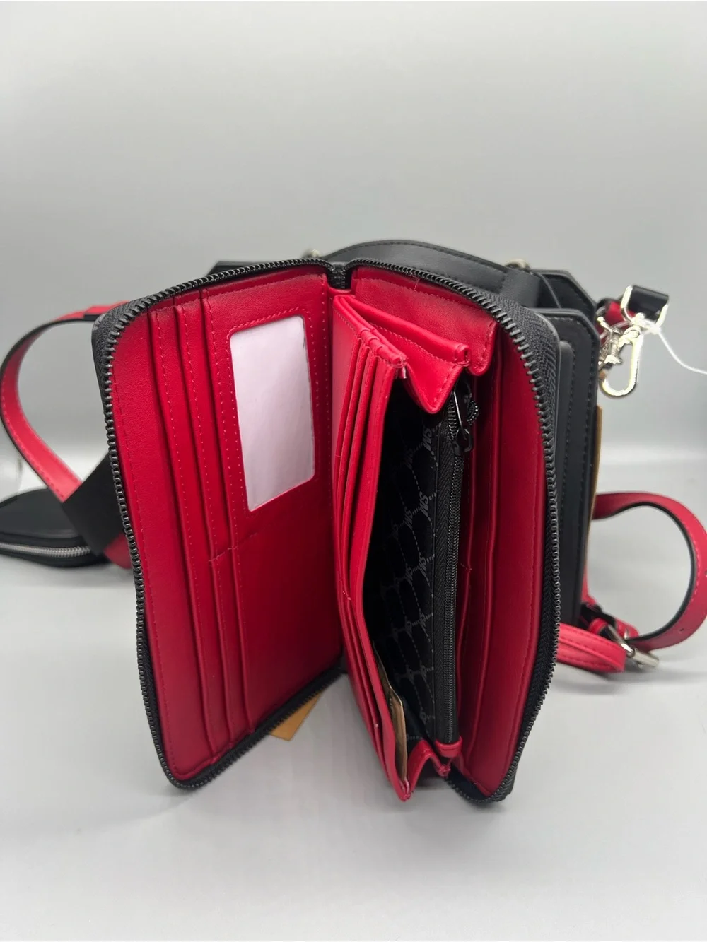 Steve Madden matching purse and wallet set